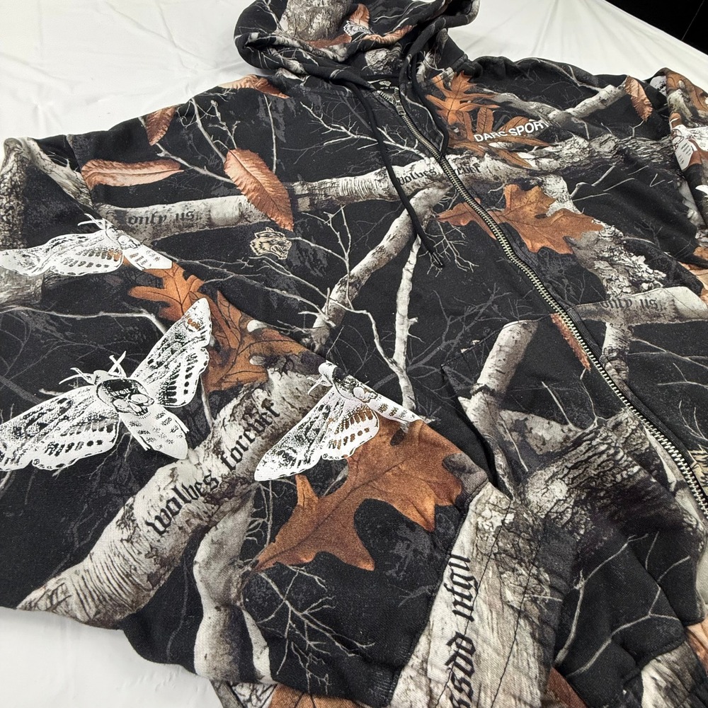 Darc Sport Wolves Forever Moth Camo Zip Hoodie XL Limited Edition 457/1000 Black - Picture 3 of 9